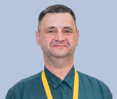 Ведущий разработчик